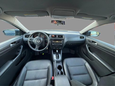 Used 2014 Volkswagen Jetta SE FWD image 26