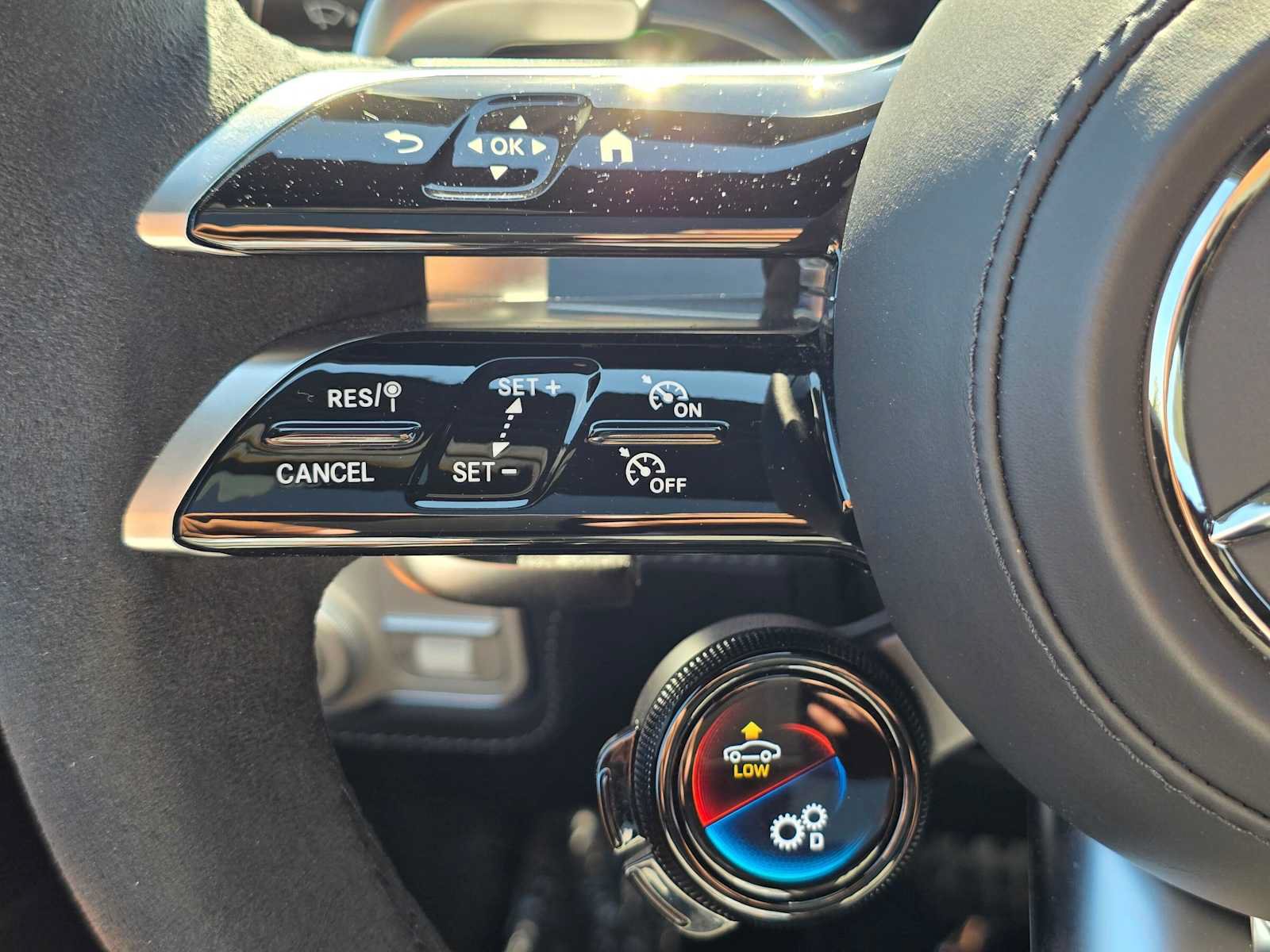 New 2026 Mercedes-Benz GLE 53 AMG 4MATIC image 32
