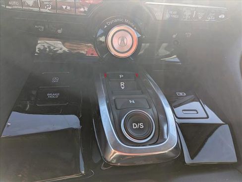 Used 2022 Acura MDX SH-AWD w/ Technology Package image 15