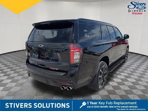 Used 2023 Chevrolet Suburban RST w/ Sport Performance Package image 5