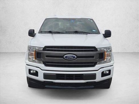 Used 2018 Ford F150 XLT w/ Equipment Group 302A Luxury RWD image 2