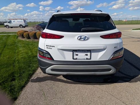Used 2023 Hyundai Kona SEL w/ Cargo Package AWD/4WD image 8