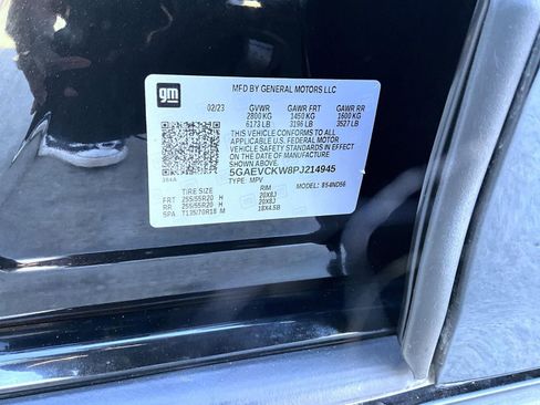 Used 2023 Buick Enclave Avenir w/ Avenir Technology Package image 27