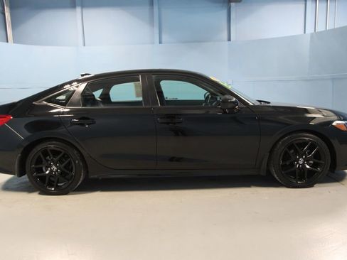 Used 2023 Honda Civic Sport image 32