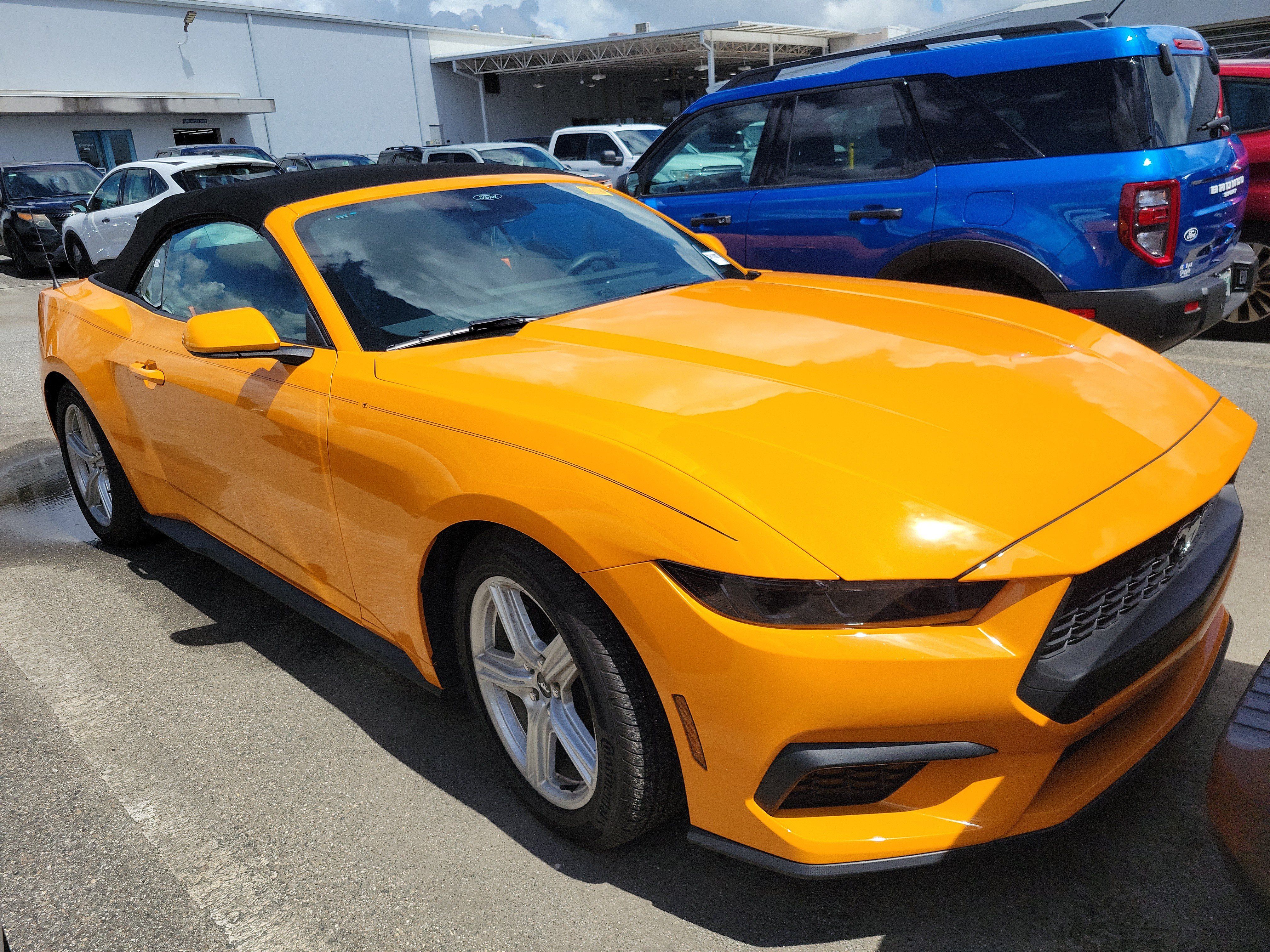 Used 2026 Ford Mustang Premium RWD image 4