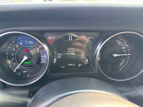 Used 2022 Jeep Wrangler Unlimited Sahara w/ Cold Weather Group AWD/4WD image 20