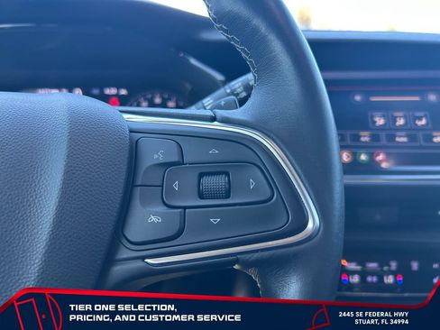 Used 2022 Buick Envision Essence w/ Technology Package II FWD image 23