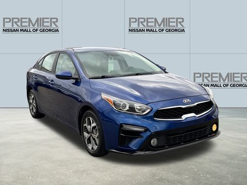 Used 2021 Kia Forte LXS image 3