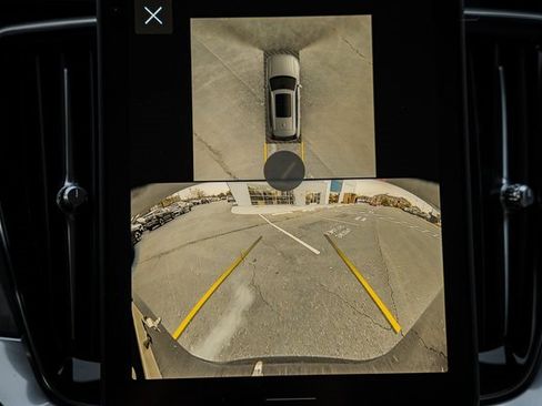 New 2026 Volvo XC90 B6 Ultra w/ Protection Package Premier image 40