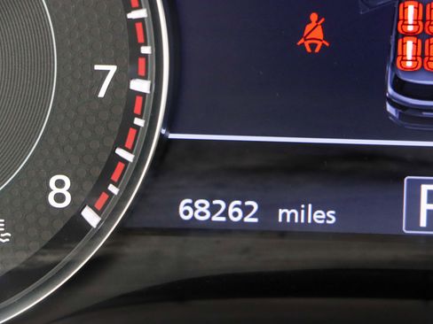 Used 2023 Nissan Armada SV image 17