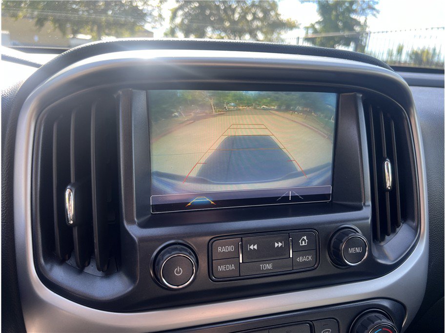 Used 2018 Chevrolet Colorado LT RWD image 22