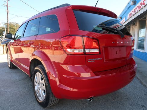 Used 2015 Dodge Journey SE w/ Flexible Seating Group image 7
