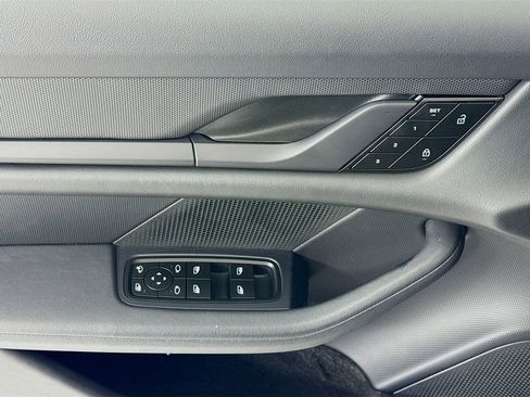 Certified 2023 Porsche Taycan RWD image 11