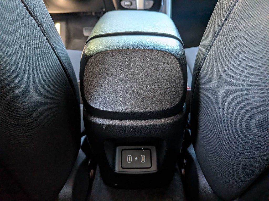 Certified 2025 Hyundai Elantra SEL FWD image 20