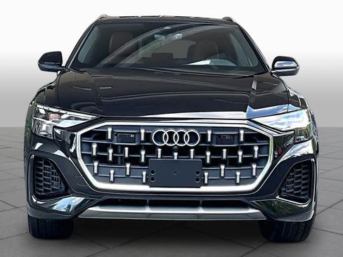 Used 2024 Audi Q8 Premium Plus w/ Premium Plus Package AWD/4WD image 4