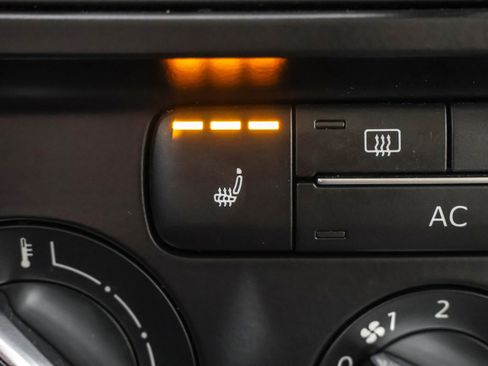 Used 2012 Volkswagen Jetta SEL image 8