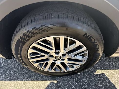Used 2026 Hyundai Palisade SEL AWD/4WD image 10