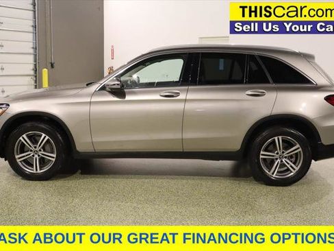 Used 2020 Mercedes-Benz GLC 300 image 4