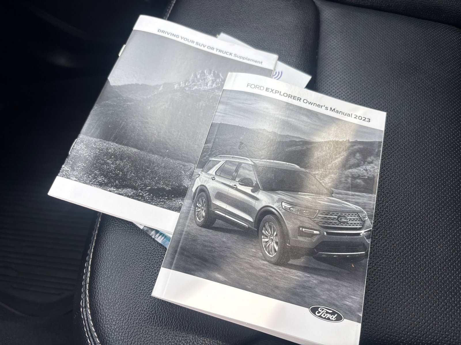 Certified 2023 Ford Explorer Limited w/ Limited Technology Package AWD/4WD image 37