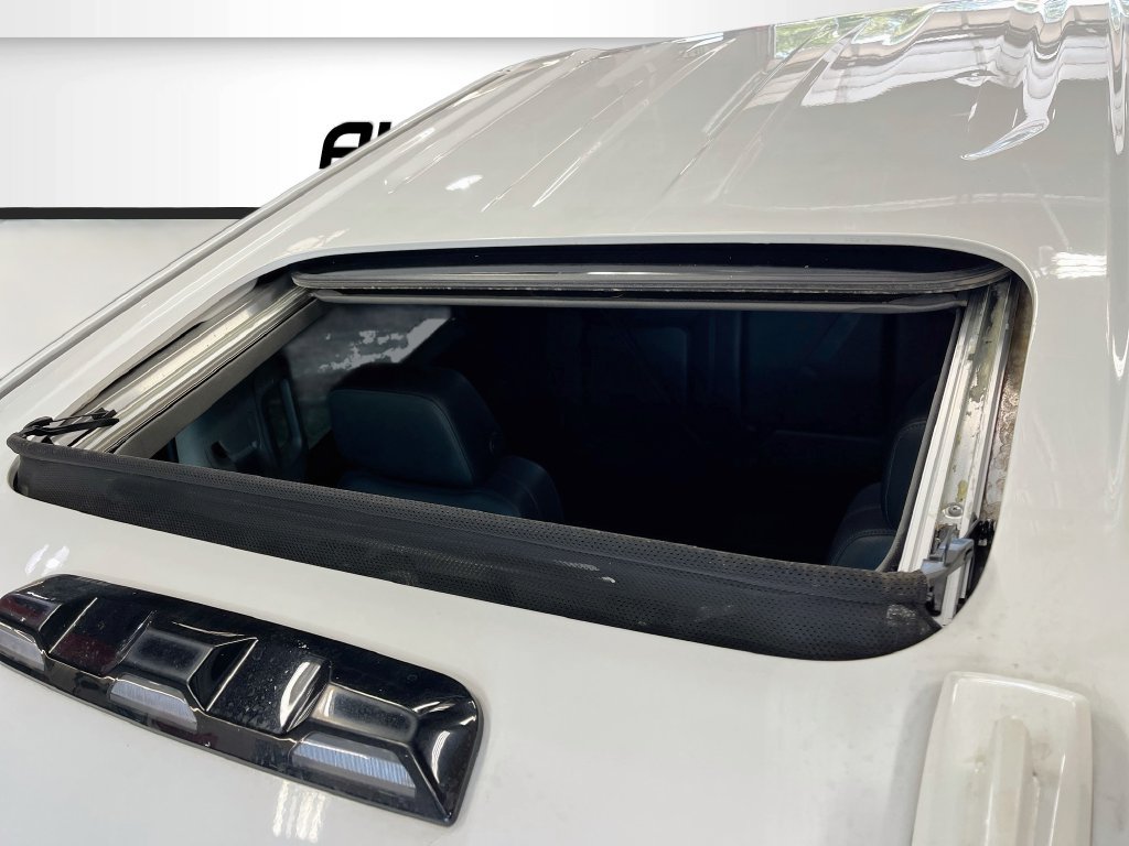 Used 2022 Chevrolet Silverado 2500 LTZ w/ LTZ Premium Package AWD/4WD image 23