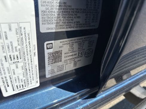 Used 2023 Chevrolet Silverado 1500 Custom image 35