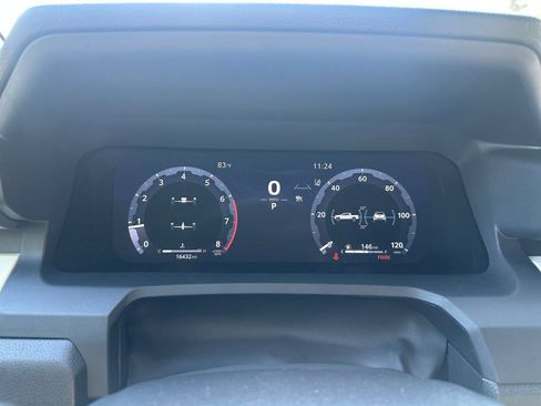 Used 2024 Toyota Tacoma TRD Off-Road AWD/4WD image 39