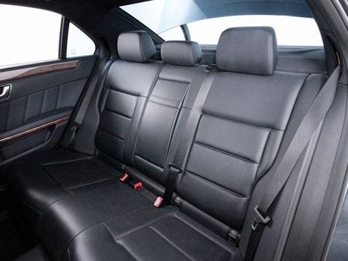 Used 2012 Mercedes-Benz E 350 4MATIC Sedan image 42