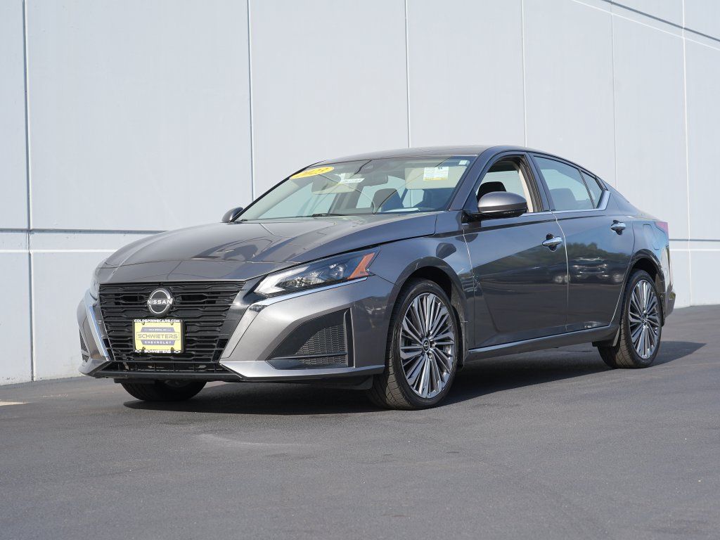 Used 2023 Nissan Altima 2.5 SL AWD/4WD image 7
