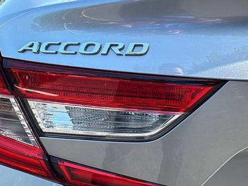 Used 2021 Honda Accord LX image 12