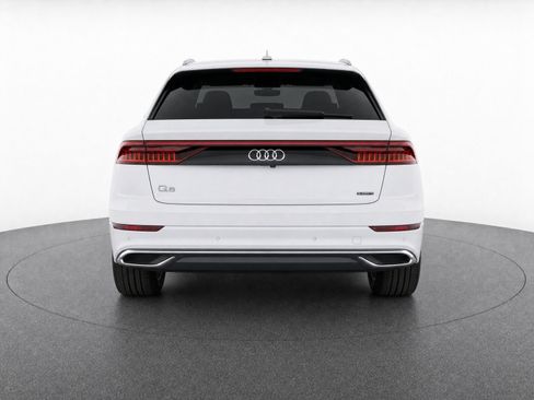 Used 2023 Audi Q8 Premium Plus AWD/4WD image 5