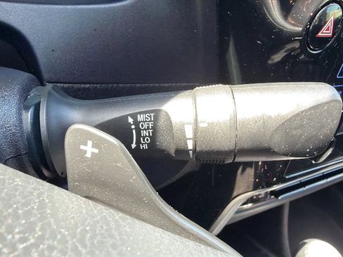 Used 2019 Toyota Corolla SE FWD image 13