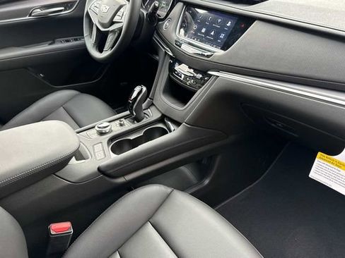 New 2026 Cadillac XT5 Luxury w/ LPO, Floor Liner Package image 16