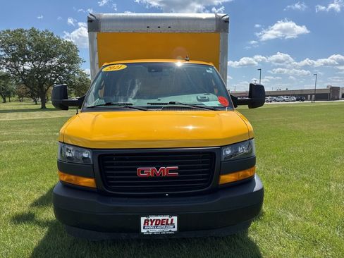 Used 2021 GMC Savana 3500 Extended w/ Power Convenience Package image 11