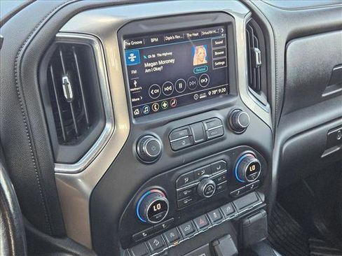 Used 2020 Chevrolet Silverado 1500 LT Trail Boss AWD/4WD image 14