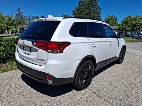 Used 2018 Mitsubishi Outlander SE FWD image 6