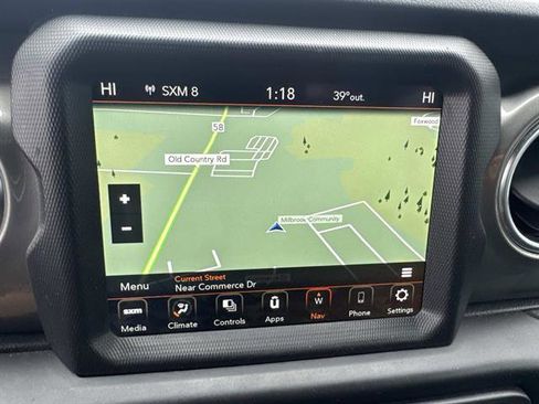 Used 2022 Jeep Wrangler Unlimited Sahara image 9