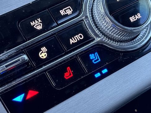 Used 2020 Lincoln Aviator Reserve w/ Equipment Group 201A image 28