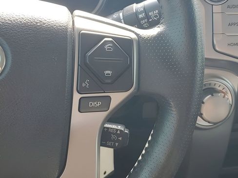 Used 2018 Toyota 4Runner SR5 image 35