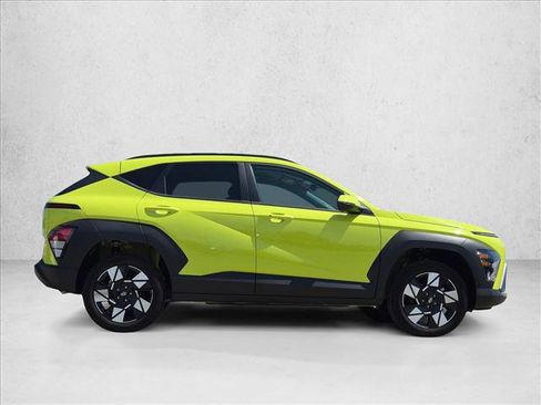 Used 2025 Hyundai Kona SEL AWD/4WD image 4