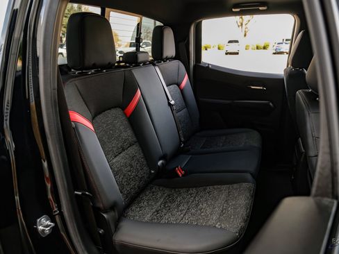 Used 2024 Chevrolet Colorado Z71 w/ Z71 Convenience Package 2 image 75