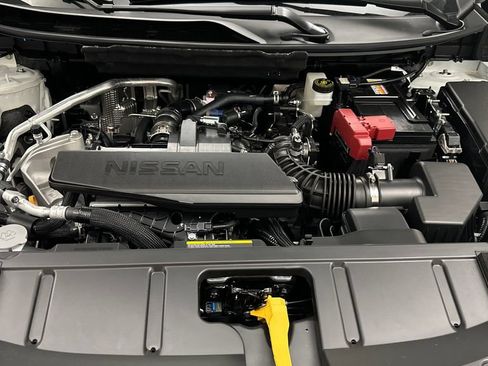 New 2026 Nissan Rogue Platinum AWD/4WD image 11