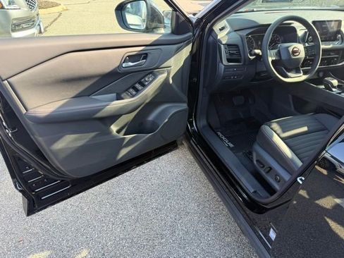 New 2026 Nissan Rogue Rock Creek image 15