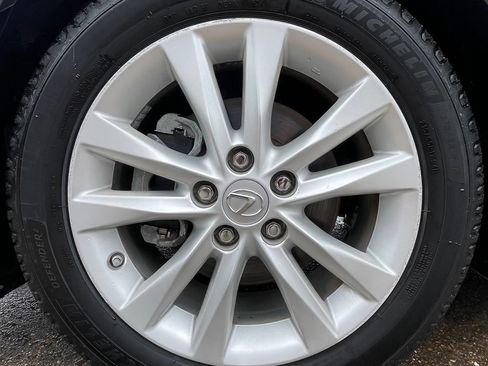 Used 2011 Lexus ES 350 FWD image 12