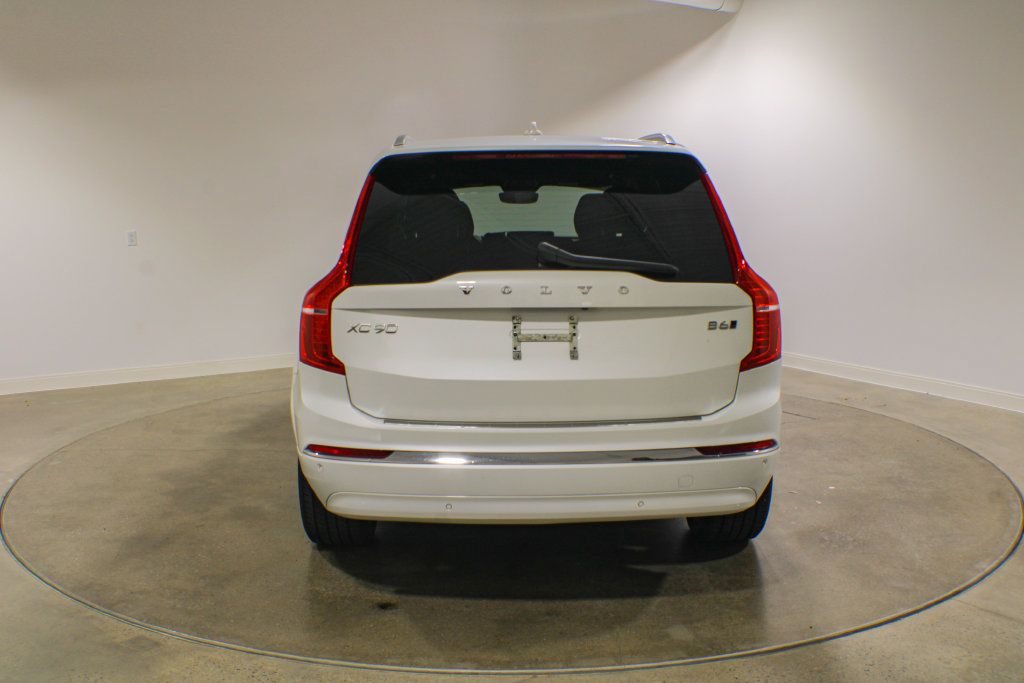 Certified 2024 Volvo XC90 B6 Ultimate w/ Protection Package Premier AWD/4WD image 4
