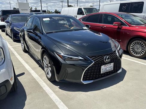 Used 2023 Lexus IS 300 w/ Comfort Package RWD image 16
