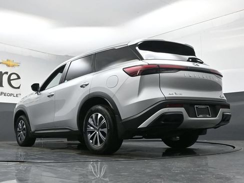 Used 2023 INFINITI QX60 Pure AWD/4WD image 5