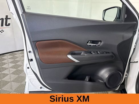 Used 2022 Nissan Kicks SR w/ Interior Electronics Package image 8