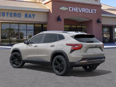 New 2026 Chevrolet Trax ACTIV w/ Driver Confidence Package FWD image 3