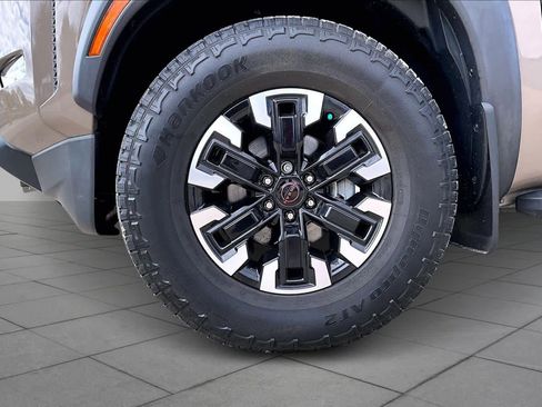 Used 2023 Nissan Frontier Pro-X w/ Pro Convenience Package image 10