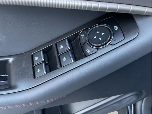 New 2025 Ford Explorer Active w/ Active Comfort Package image 11